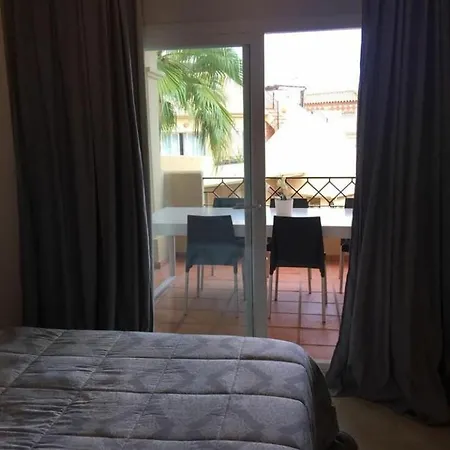 Séjour chez l'habitant En Urbanizacion De Lujo Estepona
