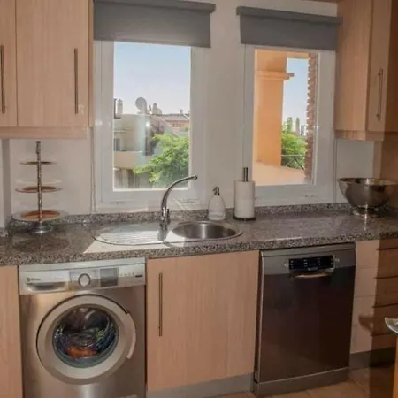 En Urbanizacion De Lujo Séjour chez l'habitant Estepona